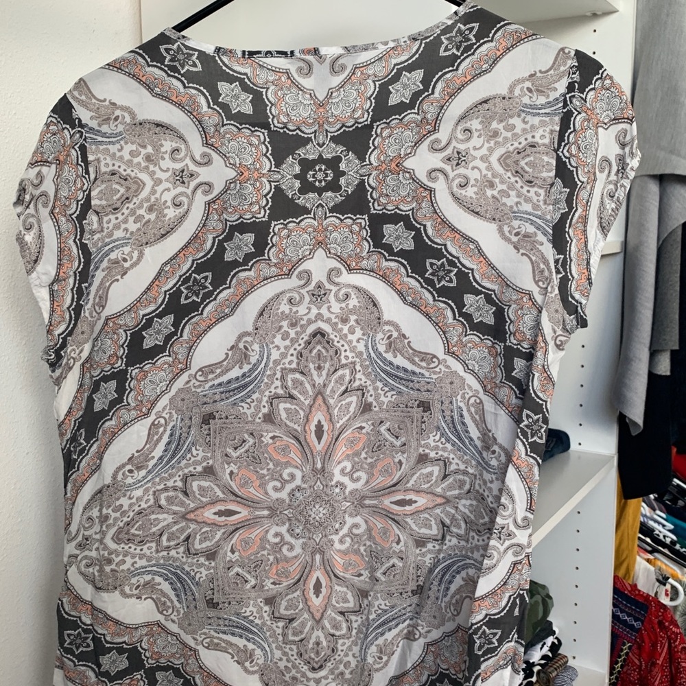 Tunic - Picture 2 of 3